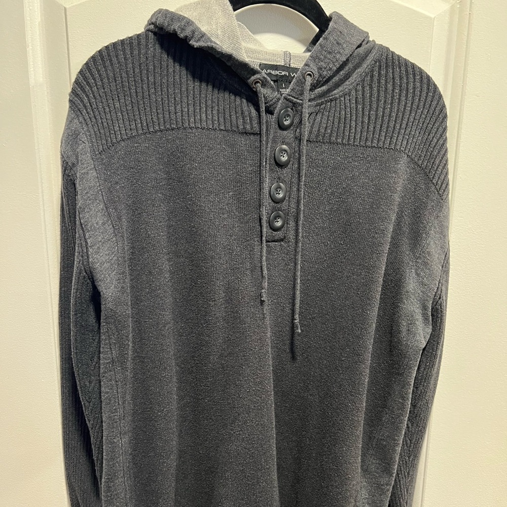 Arbor way Long sleeve shirt with Hoodie, sz L